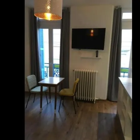 Happy - 9 Min Sanctuaires - Renove & Equipe - 3 Couchages 公寓 *